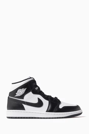 Air Jordan 1 Mid-top Sneakers in Leather
