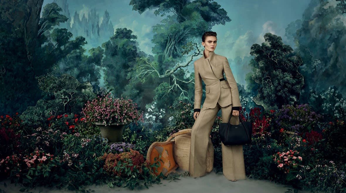 MAXMARA SS26-WEB - Ela Payumo