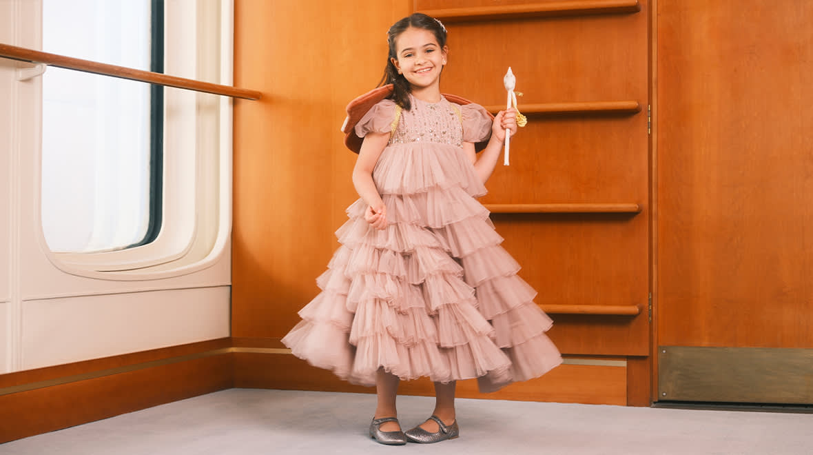 KW The Fantasy Lookbook DSK PLP Banner