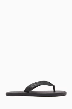 أسود