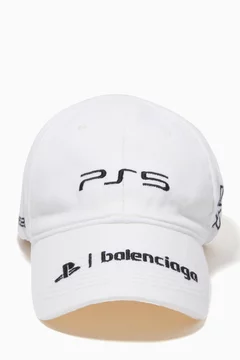 أبيض