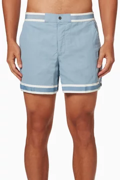 أزرق