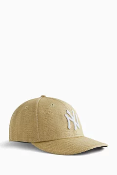Neutral