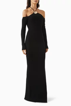 أسود