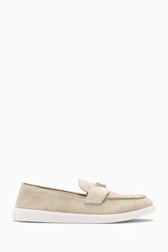 Neutral