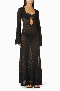 أسود