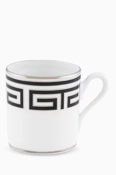 أسود
