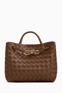 ‮نوكيولا‬