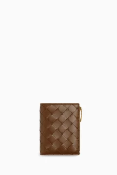 Nocciola/dark Barolo