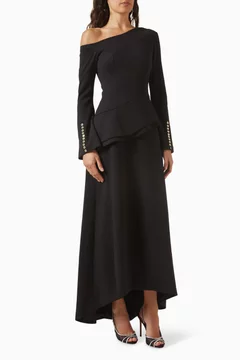 أسود
