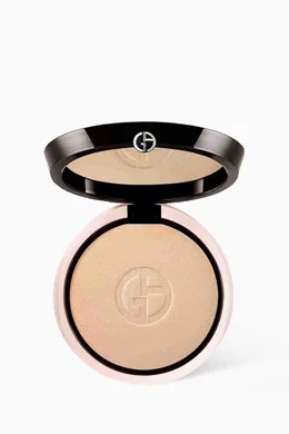Armani luminous silk store powder foundation