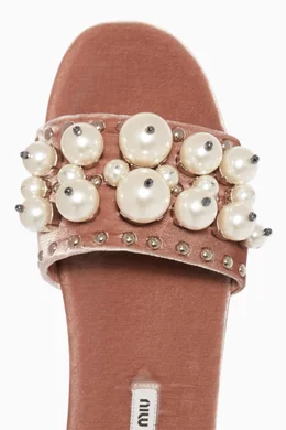 Miu miu 2025 slides with pearls