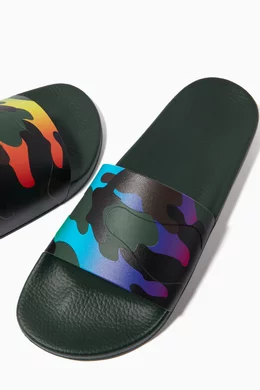 Buy Valentino Garavani Black Valentino Garavani Camouflage Slide Sandals in Rubber for Men in UAE Ounass