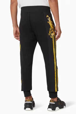 Baroque joggers store