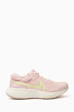 Pale pink nike sneakers hotsell