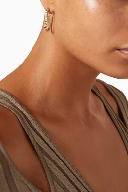E top girl earring