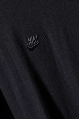 Nike black and clearance white shirt