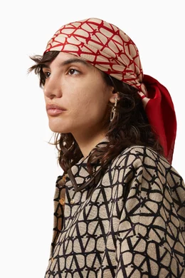Valentino head scarf 2025