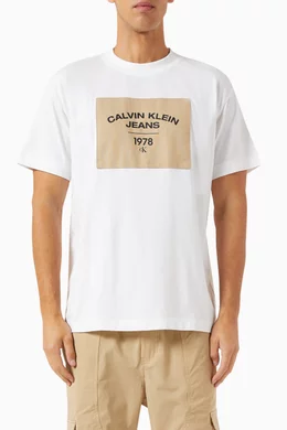 Calvin klein jeans hotsell t shirt white