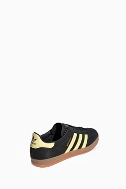 Buy adidas Black Gazelle Indoor Sneakers in Suede for Men in UAE