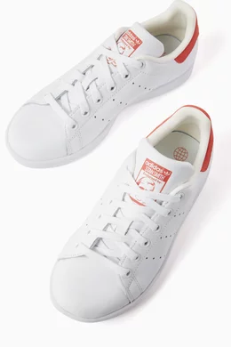 Buy adidas White Junior Stan Smith Low top Sneakers in Faux