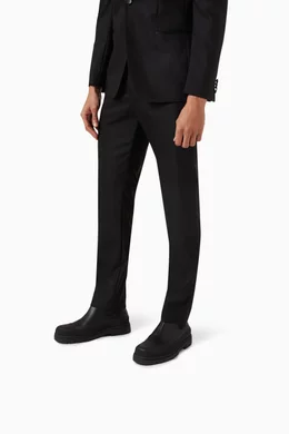 Buy Calvin Klein Black Chelsea Boots in Leather for Men in UAE Ounass