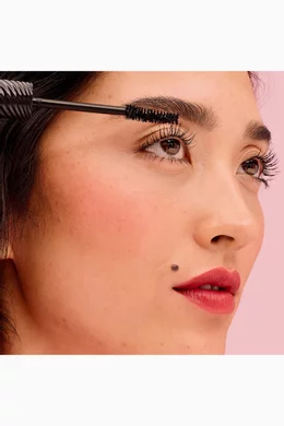 Mascara store make over