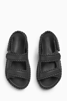 Veneta sandals store
