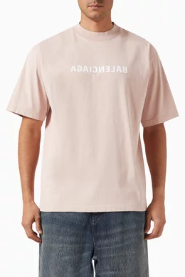 Buy Balenciaga Pink Unisex Mirror Logo Medium Fit T shirt in Vintage Jersey for UNISEX in UAE Ounass