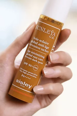 【新品未使用】sisley SUNLEYA G.E. SPF 50+ 50ml Sisley Sunleya G.E. Age Minimizing Global Sun Care SPF 50+