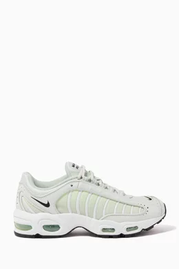 Air max tail on sale