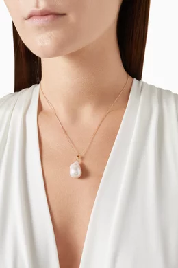 Buy Damas White Kiku Baroque Pearl Pendant Necklace in 18kt Gold For Women Online Ounass UAE