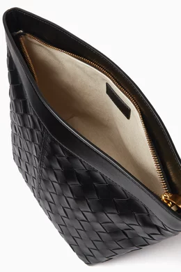 サンダル・ミュール Bottega Veneta POUCH FLIP FLAP SMALL PRISM Buy Bottega Veneta Black Small Flip Flap Prism Pouch in