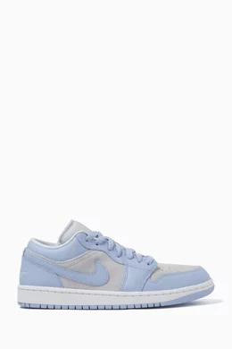 Air Jordan 1 Low top Sneakers in Leather Suede