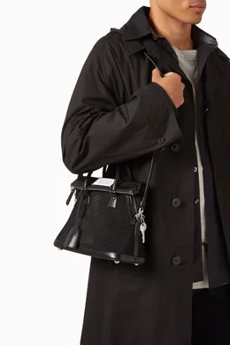 ★人気★【Maison Margiela】MESH SAC CLASSIQUE MINI HANDBAG Buy Maison Margiela Black Mini Sac Classique Bag in Mesh For