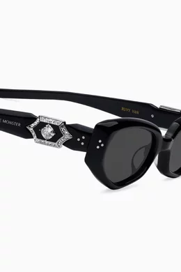 Buy Gentle Monster Black Ruvy Van 01 Sunglasses in Acetate
