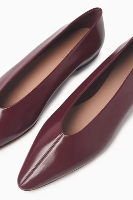【関税＆送料込み】Bottega Veneta Burgundy Sofia Ballet Fla BOTTEGA VENETA Sofia patent-leather point-toe ballet flats