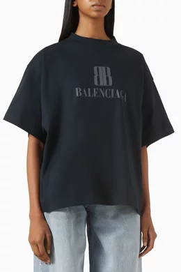 【関税&送料込】Balenciaga Nano Bb Cropped T-Shirt In Cotton Women's Nano Bb Cropped T-shirt in Black Faded | Balenciaga CA