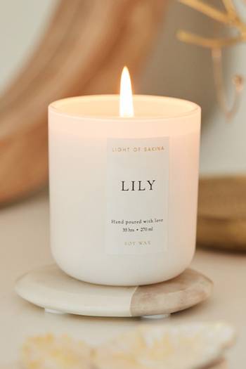 hover state of Lily Candle, 270g