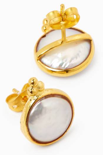 hover state of Pearl Earrings in 18kt Gold-plated Bronze