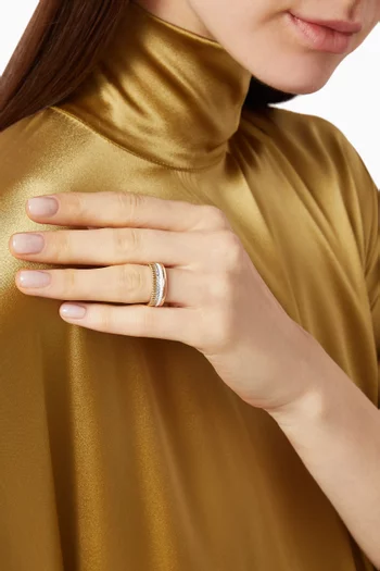 Quatre White Edition Small Diamond Ring in 18kt Gold            