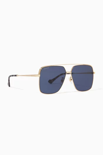 Pilot Frame Sunglasses in Metal      