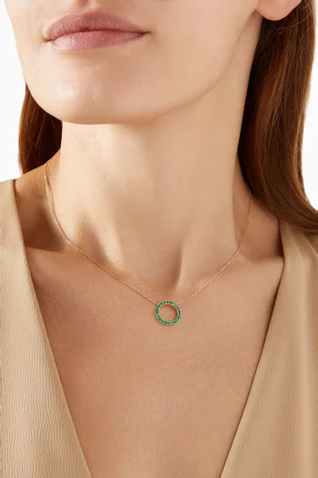 Circular Emerald Pendant Necklace in 18kt Gold