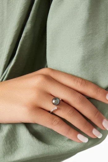 Akila Pearl & Diamond Ring in 18kt White Gold