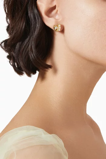 Ever Crystal & Pearl Studs in 18kt Gold-plated Metal