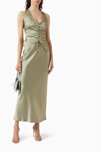 تنورة أونيا متوسطة الطول بتصميم مائل سهل الارتداء
