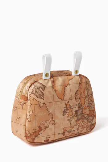 حقيبة مستلزمات أطفال بنقشة خريطة جغرافية