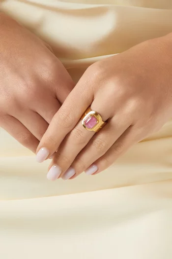 Romantic Prestige Crystal Ring in 14kt gold-plated metal
