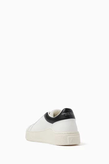 Sneakers in Calfskin-leather