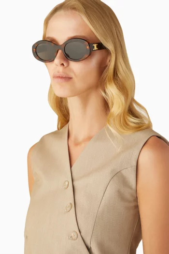 نظارة شمسية تريومف بإطار بيضاوي أسيتات